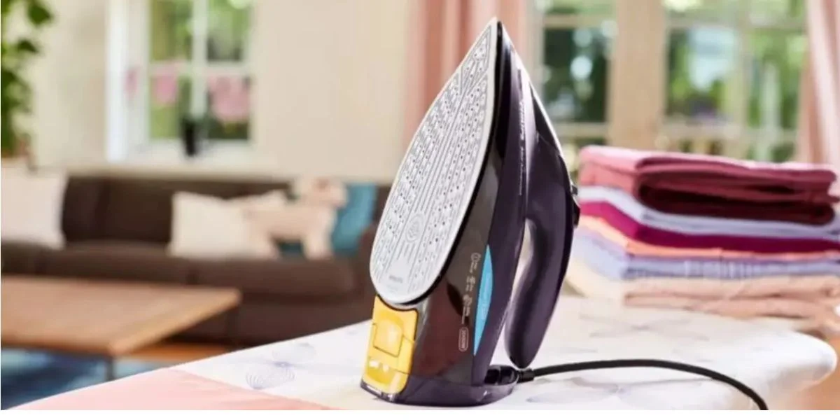 اتو مخزن دار بخرم یا اتو بخار معمولی؟